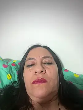 Freya Artemisa online show from 10/25/25, 10:32