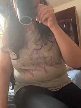 Freya Artemisa online show from 04/18/26, 09:04