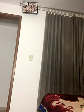 Freya Artemisa online show from 11/15/25, 07:29