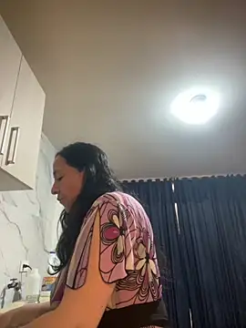 Freya Artemisa online show from 12/05/25, 07:55