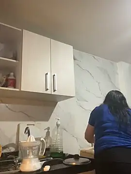 Freya Artemisa online show from 11/14/25, 10:46