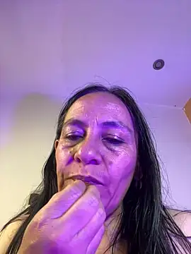 Freya Artemisa online show from 05/19/26, 01:56
