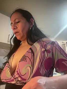 Freya Artemisa online show from 02/03/26, 07:41