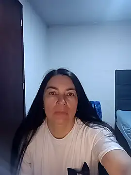 Snapshot of renata_hot1 chatting on 03/09/25, 01:46 renata hot1 online show from 03/09/25, 01:46