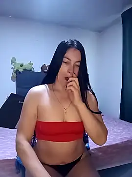 Snapshot of renata_hot1 chatting on 10/06/25, 10:10 renata hot1 online show from 10/06/25, 10:10
