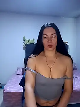 Snapshot of renata_hot1 chatting on 09/29/25, 11:49 renata hot1 online show from 09/29/25, 11:49