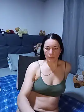 renata hot1 online show from 05/31/26, 01:22