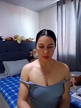 renata hot1 online show from 04/30/26, 06:37