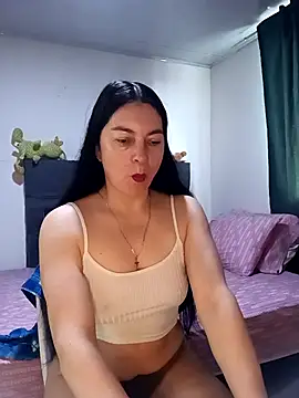 renata hot1 online show from 10/27/25, 06:20