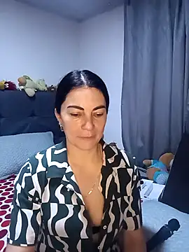 renata hot1 online show from 04/21/26, 01:42