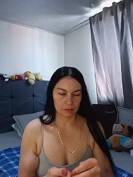 renata hot1 online show from 06/01/26, 07:24
