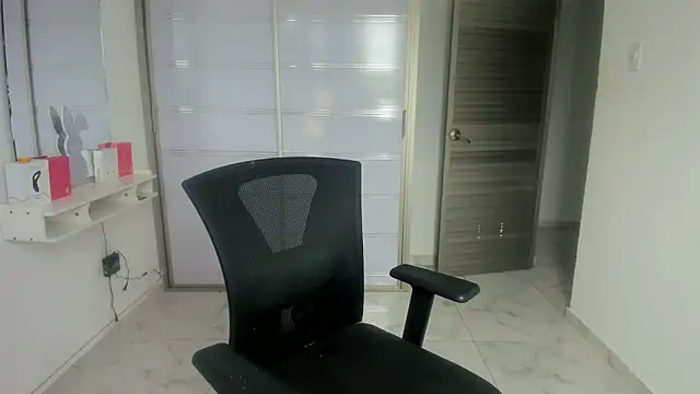 nairobbits online show from 05/30/26, 01:06