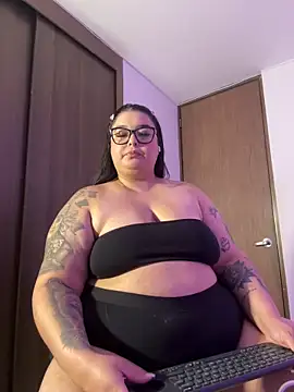 Apriilpeach  online show from 03/17/25, 10:19
