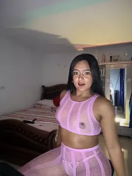 cristina1800 online show from 11/22/25, 03:16