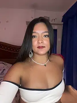 cristina1800 online show from 05/13/26, 03:46