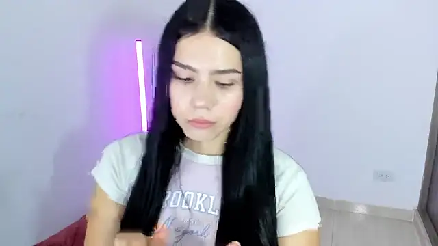 Snapshot of Natasha_su_ chatting on 10/14/25, 10:09 Natasha su online show from 10/14/25, 10:09
