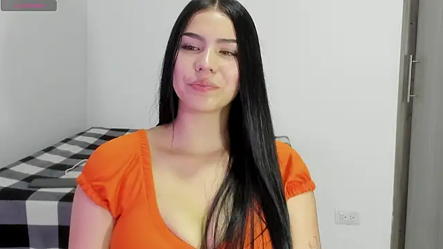 Snapshot of Natasha_su_ chatting on 01/05/25, 12:09 Natasha su online show from 01/05/25, 12:09