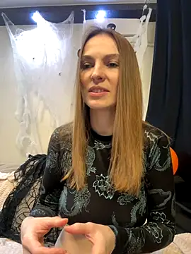 RachelBelI online show from 10/27/25, 11:38