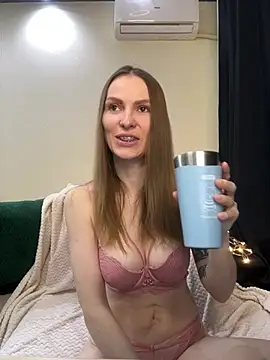 RachelBelI online show from 03/02/25, 11:17