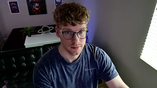 BlueEyedTallGuy94 online show from 03/12/26, 09:08