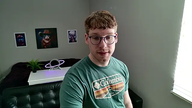 Snapshot of BlueEyedTallGuy94 chatting on 02/26/26, 09:48 BlueEyedTallGuy94 online show from 02/26/26, 09:48