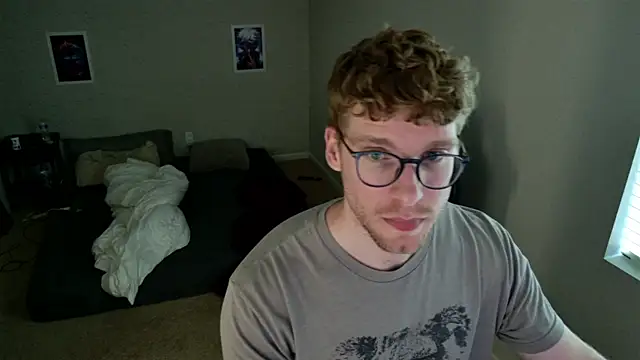 Snapshot of BlueEyedTallGuy94 chatting on 07/14/26, 01:27 BlueEyedTallGuy94 online show from 07/14/26, 01:27