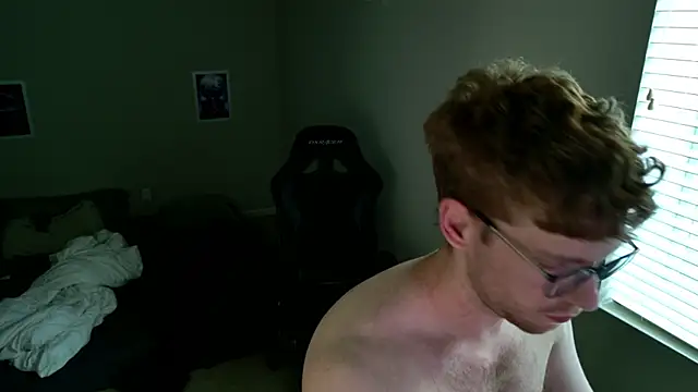 Snapshot of BlueEyedTallGuy94 chatting on 07/15/26, 01:45 BlueEyedTallGuy94 online show from 07/15/26, 01:45