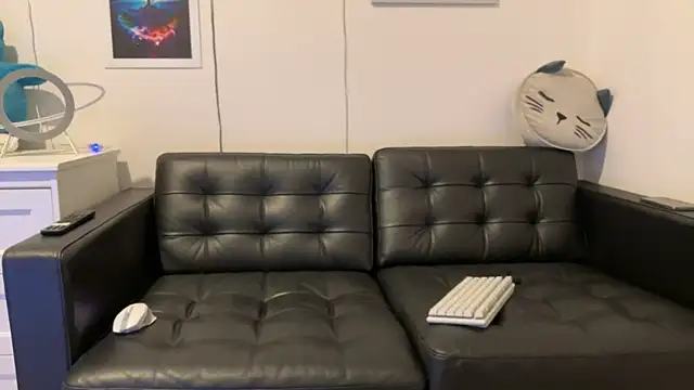 BlueEyedTallGuy94 online show from 12/27/24, 02:47