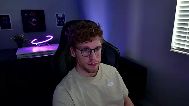 Snapshot of BlueEyedTallGuy94 chatting on 02/01/26, 09:57 BlueEyedTallGuy94 online show from 02/01/26, 09:57