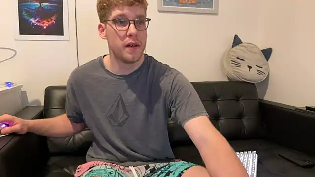 BlueEyedTallGuy94 online show from 12/23/24, 02:13