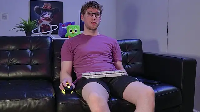 BlueEyedTallGuy94 online show from 10/15/25, 12:42