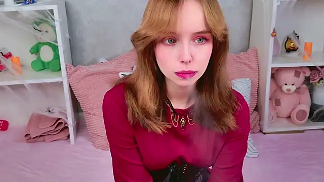 b4by LoL1 online show from 10/28/25, 12:37