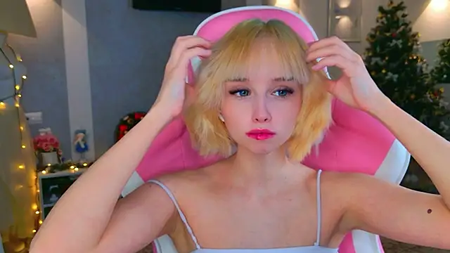 b4by LoL1 online show from 01/13/26, 02:54