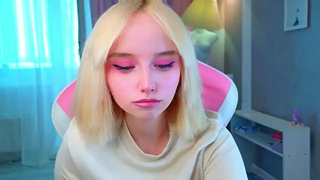 b4by LoL1 online show from 03/20/26, 11:44