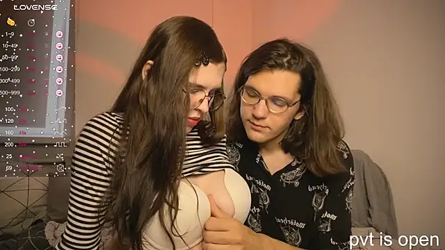 Snapshot of passiondesire_ chatting on 09/14/25, 08:04 passiondesire  online show from 09/14/25, 08:04