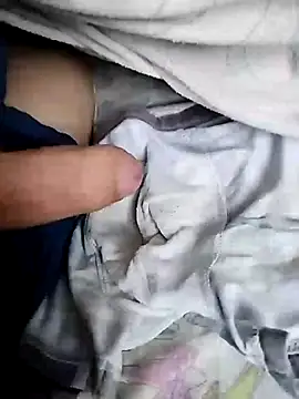 Snapshot of Grig1982 chatting on 02/13/26, 06:57 Grig1982 online show from 02/13/26, 06:57