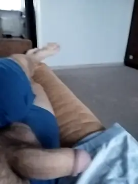 Snapshot of Grig1982 chatting on 03/08/26, 04:21 Grig1982 online show from 03/08/26, 04:21