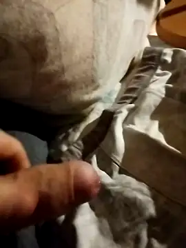 Snapshot of Grig1982 chatting on 02/21/26, 07:27 Grig1982 online show from 02/21/26, 07:27