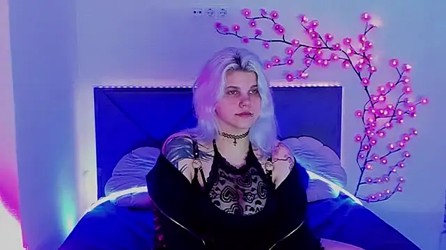JoannLowe online show from 05/14/26, 07:33