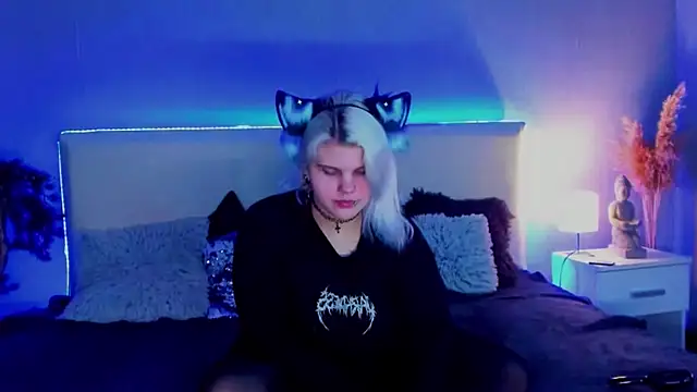 JoannLowe online show from 03/16/25, 09:16