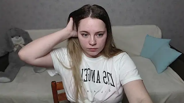 Snapshot of _Sweet_Lana chatting on 03/12/25, 06:07 Sweet Lana online show from 03/12/25, 06:07