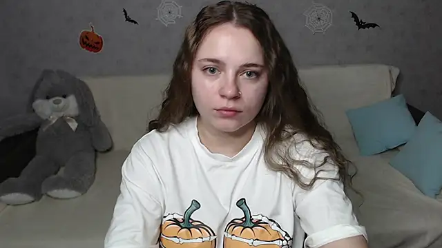 Snapshot of _Sweet_Lana chatting on 10/31/25, 11:40 Sweet Lana online show from 10/31/25, 11:40