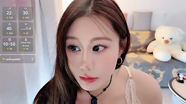 QQ-tutu online show from 06/19/26, 04:18