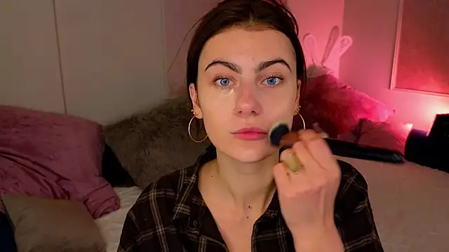 tomorrows day online show from 10/27/25, 09:27