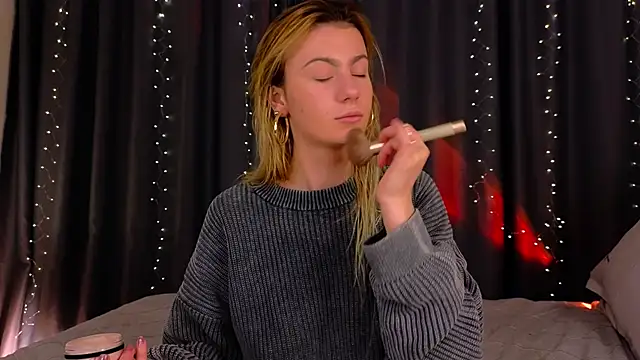 tomorrows day online show from 04/12/26, 09:40