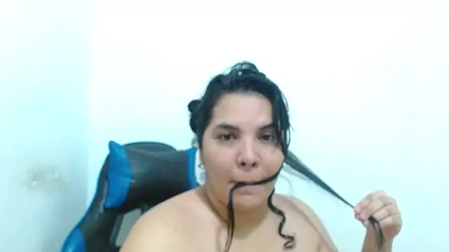 sinay024 online show from 04/22/26, 01:12