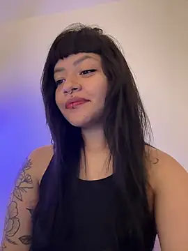 Snapshot of Ashley_Chriss chatting on 03/02/25, 09:52 Ashley Chriss online show from 03/02/25, 09:52