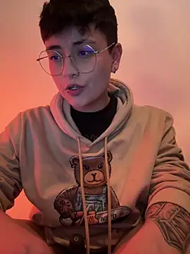 Snapshot of Ashley_Chriss chatting on 01/24/25, 07:41 Ashley Chriss online show from 01/24/25, 07:41