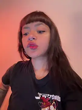 Snapshot of Ashley_Chriss chatting on 01/08/25, 05:59 Ashley Chriss online show from 01/08/25, 05:59