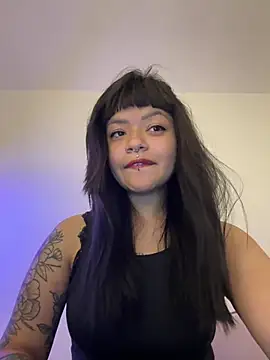 Snapshot of Ashley_Chriss chatting on 03/02/25, 05:54 Ashley Chriss online show from 03/02/25, 05:54